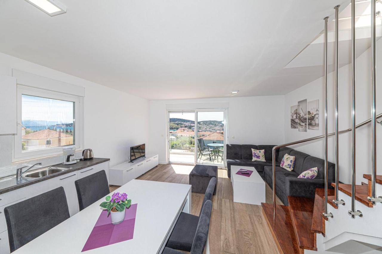 Apartamento Panoramic View And Sea Trogir Exterior foto