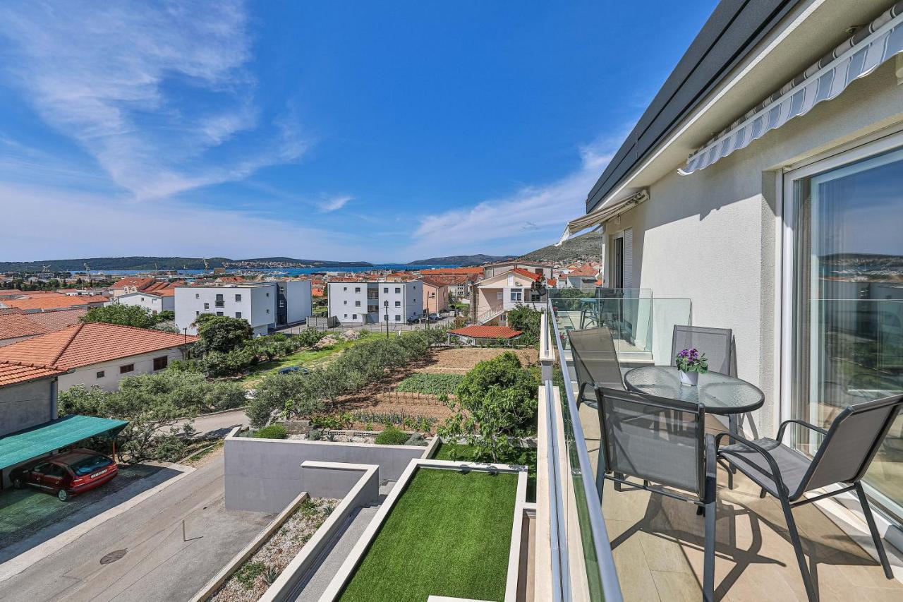 Apartamento Panoramic View And Sea Trogir Exterior foto